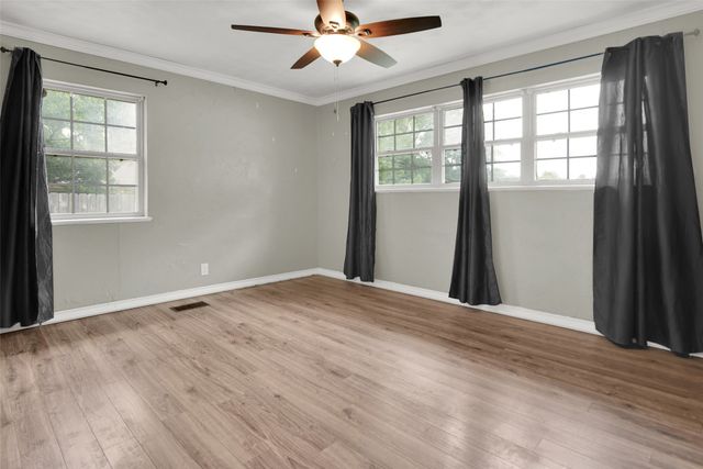 706 W Cheri Ann Drive W, Bells, TX 75414