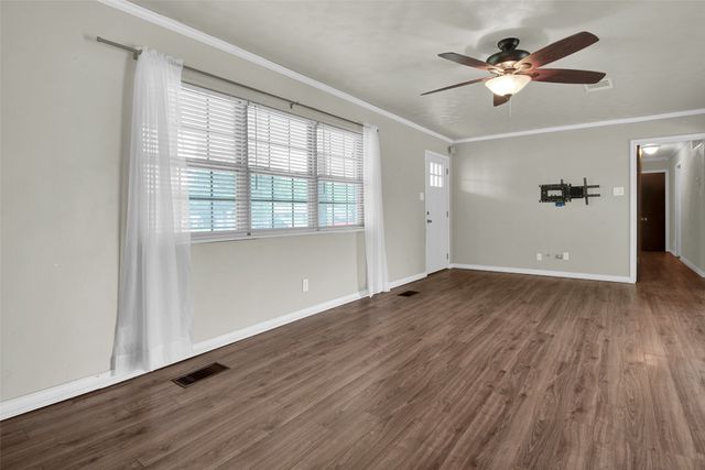 706 W Cheri Ann Drive W, Bells, TX 75414