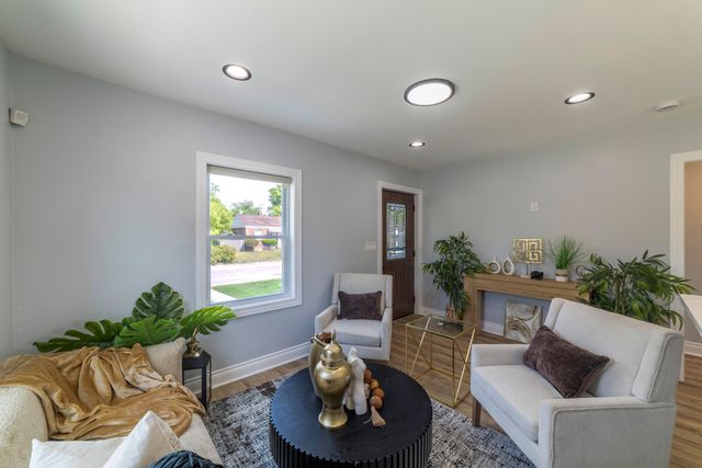 2200 Rhode Island Street, Gary, IN 46407