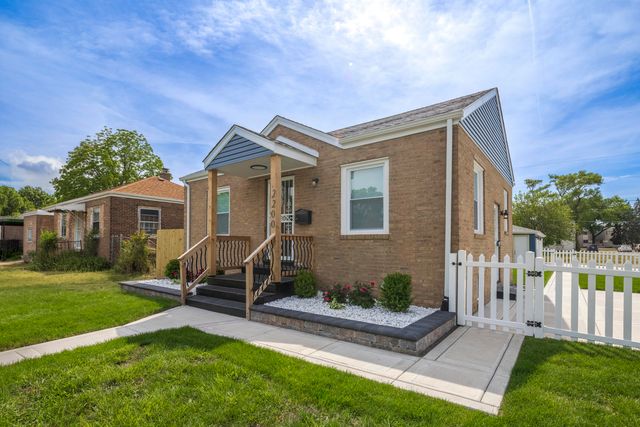 2200 Rhode Island Street, Gary, IN 46407