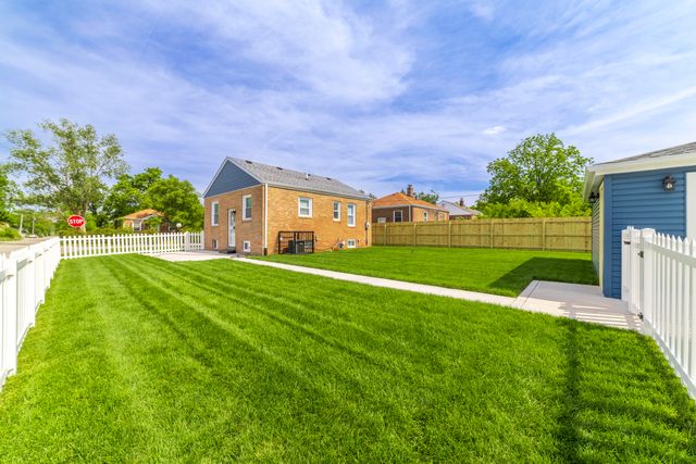 2200 Rhode Island Street, Gary, IN 46407