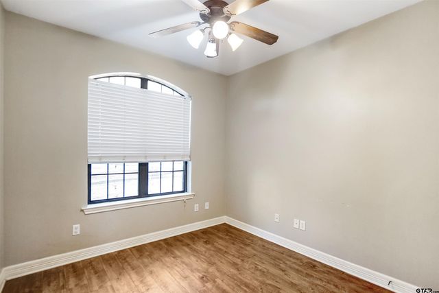 1687 W Point Rd, Kilgore, TX 75662