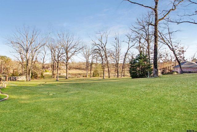 1687 W Point Rd, Kilgore, TX 75662