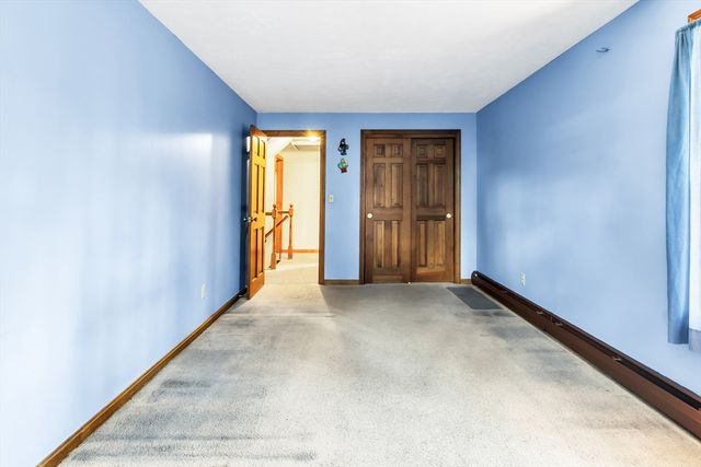 33 Lawson Farm Rd, Londonderry, NH 03053