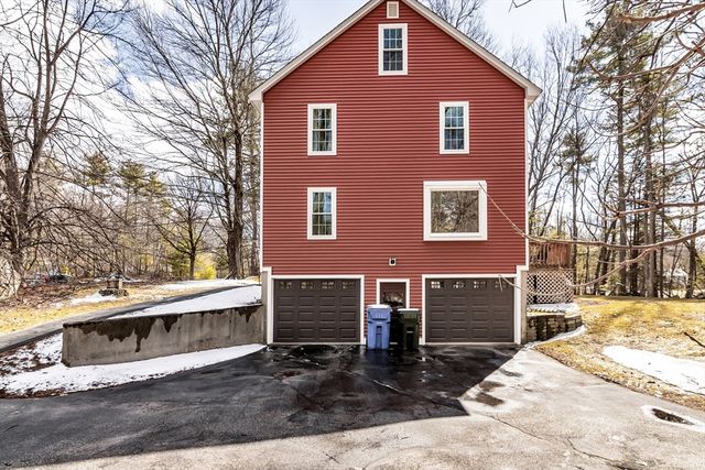 33 Lawson Farm Rd, Londonderry, NH 03053