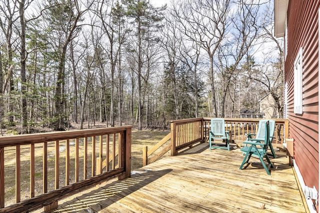 33 Lawson Farm Rd, Londonderry, NH 03053