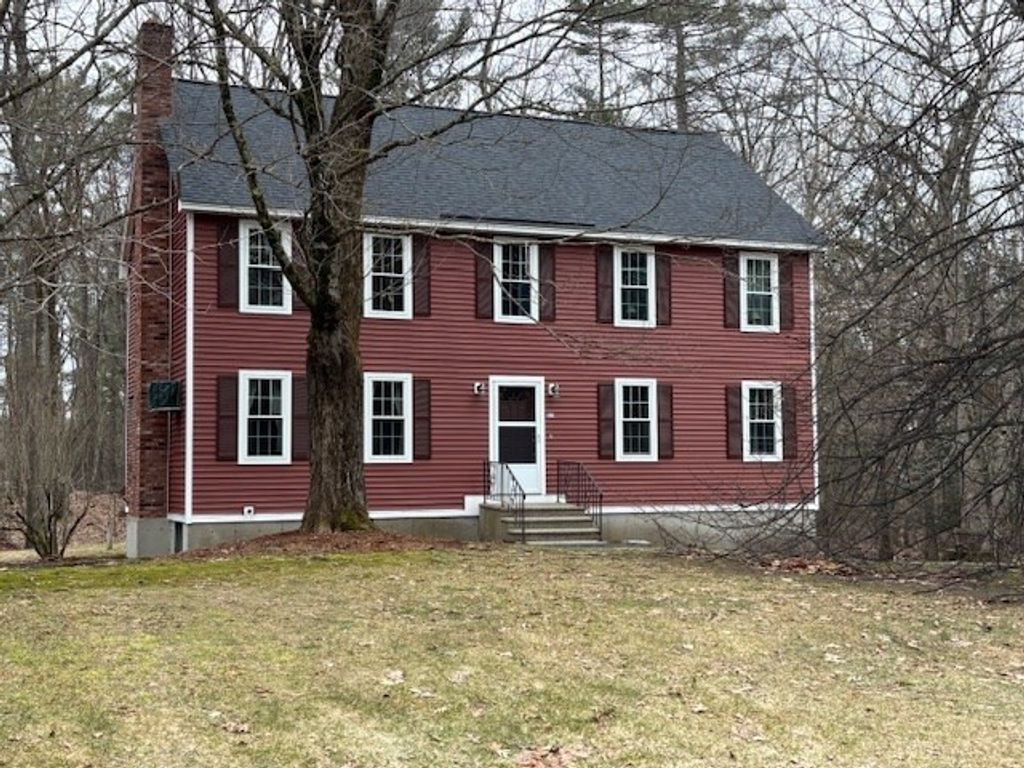 33 Lawson Farm Rd, Londonderry, NH 03053