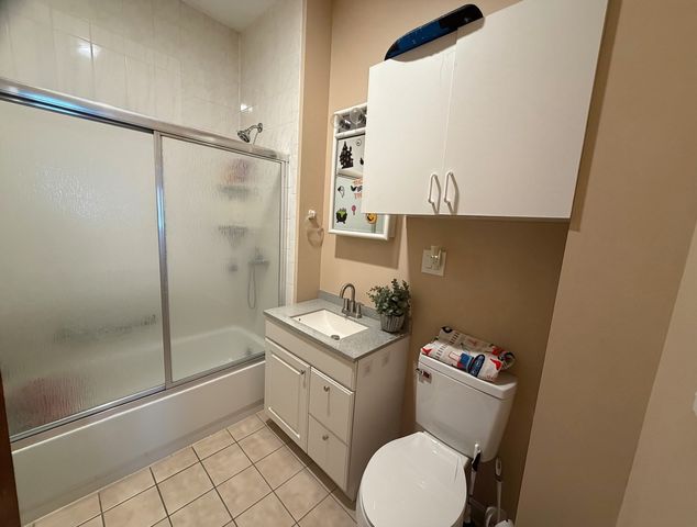 151 Oakland St 1, Malden, MA 02148