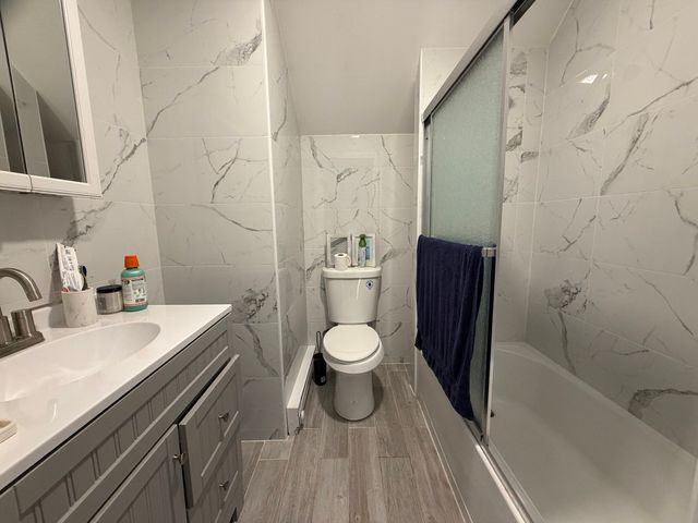 151 Oakland St 1, Malden, MA 02148