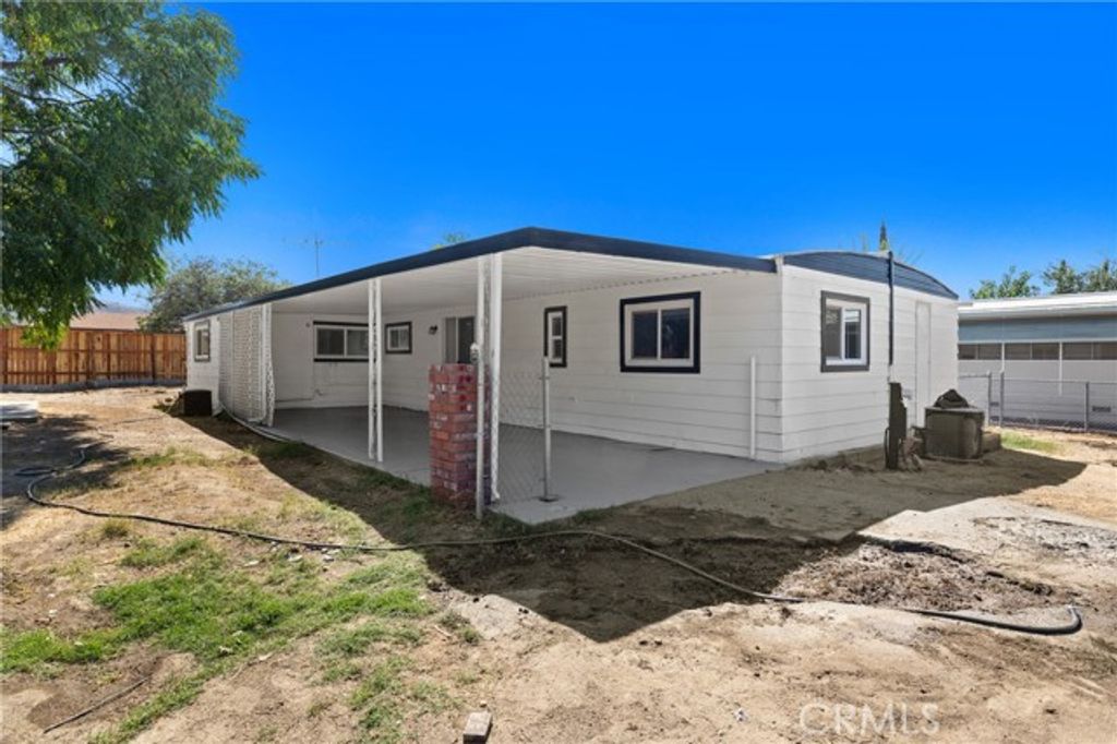 45991 Willowbrook, Hemet, CA 92544