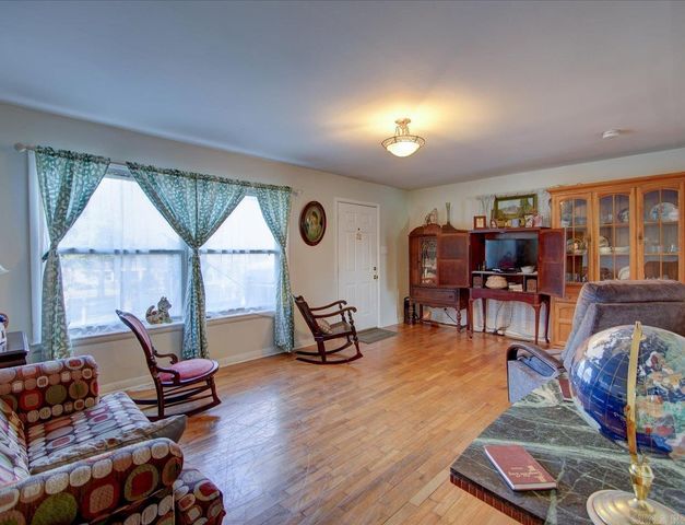 203 Sunset Bay Road, Hot Springs, AR 71913