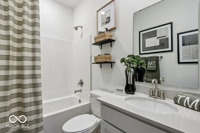 15691 Showdown Road, Noblesville, IN 46060