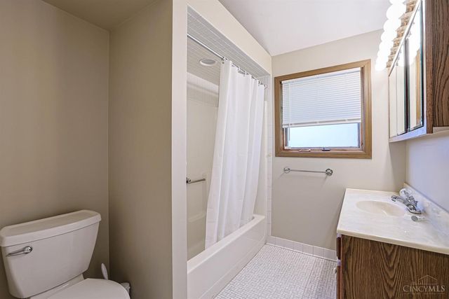 6051 Jerry Lee Drive, Miami Twp, OH 45150