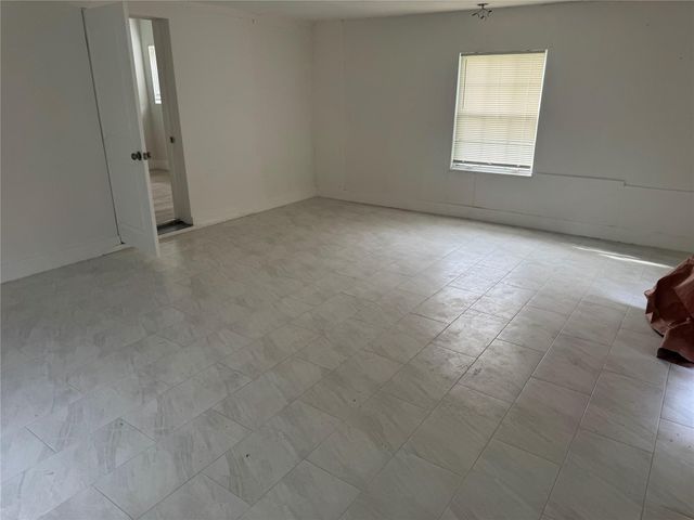 4551 NW 12th St, Lauderhill, FL 33313