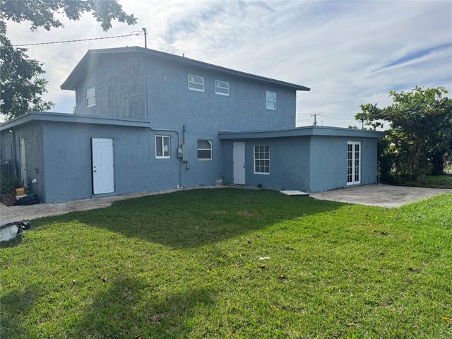 4551 NW 12th St, Lauderhill, FL 33313