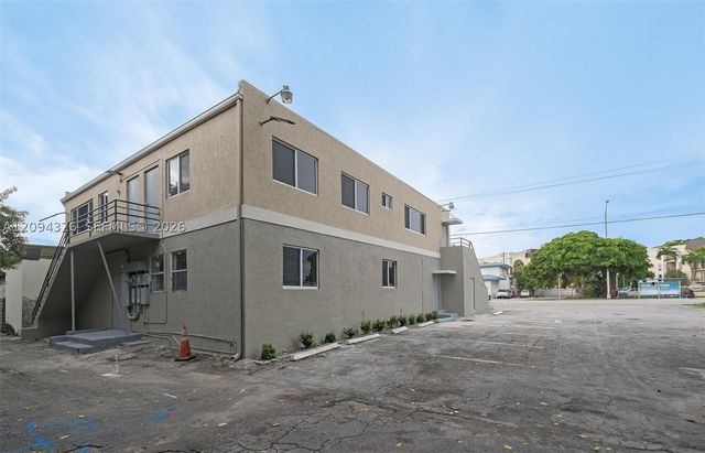 11911 W Dixie Hwy, Miami, FL 33161