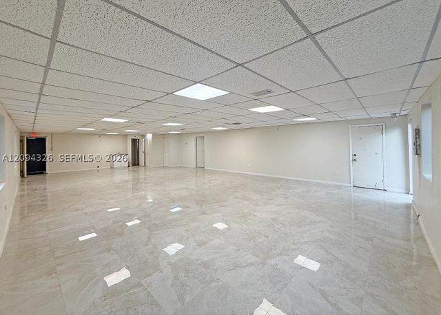 11911 W Dixie Hwy, Miami, FL 33161