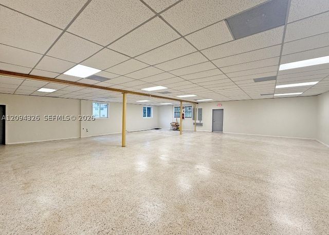 11911 W Dixie Hwy, Miami, FL 33161