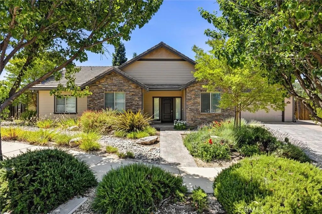 1802 Terrabella Court, Paso Robles, CA 93446