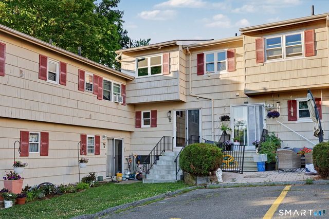 74 Ridge Road 3, Naugatuck, CT 06770