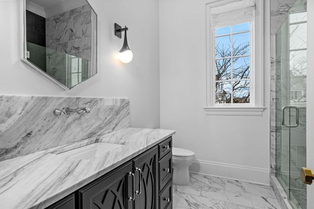 9242 Lehigh Dr, Brentwood, TN 37027