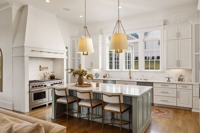 9242 Lehigh Dr, Brentwood, TN 37027