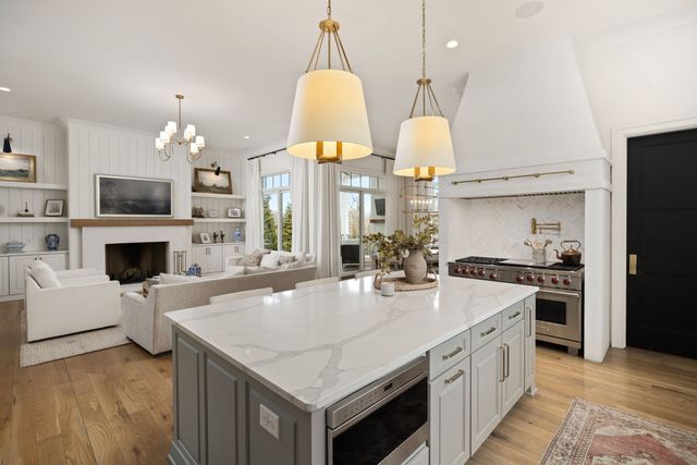 9242 Lehigh Dr, Brentwood, TN 37027