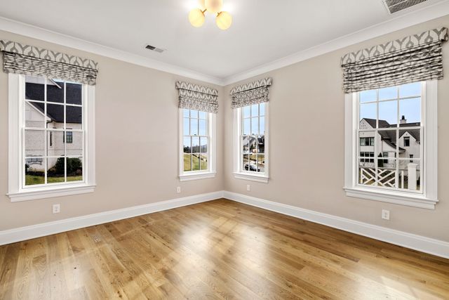 9242 Lehigh Dr, Brentwood, TN 37027