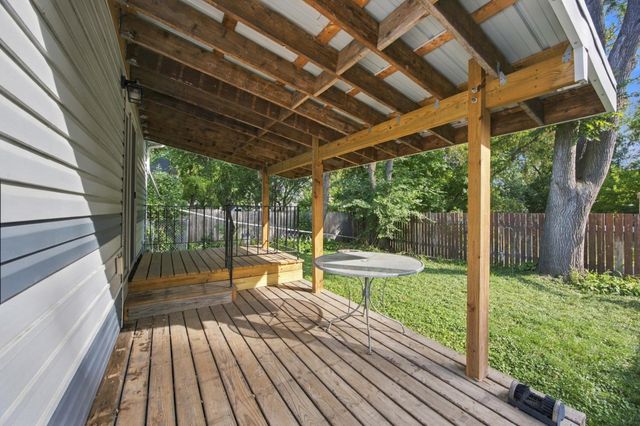 1017 3rd Avenue N, Moorhead, MN 56560