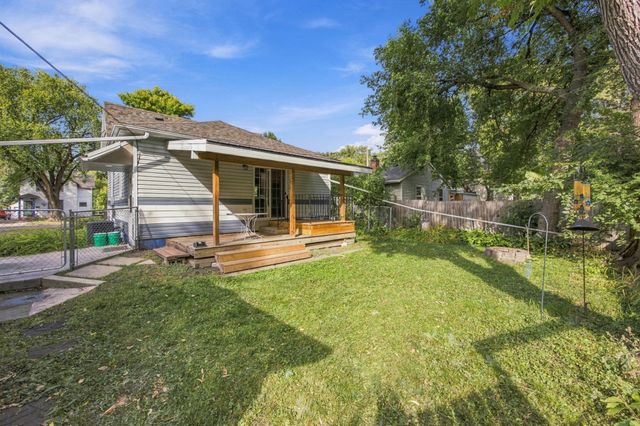 1017 3rd Avenue N, Moorhead, MN 56560