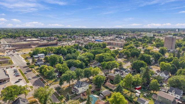 1017 3rd Avenue N, Moorhead, MN 56560