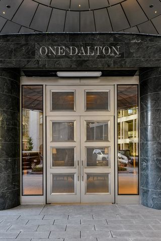 1 Dalton St 4604, Boston, MA 02199