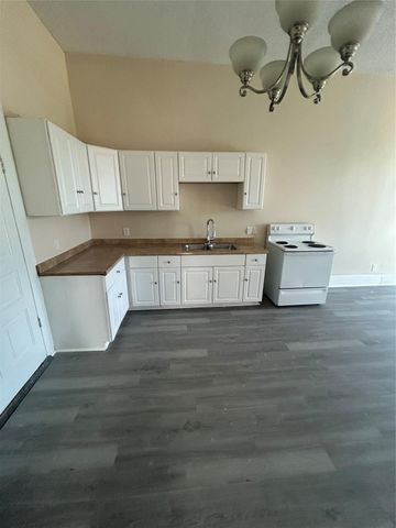 1523 21st Street 4, Galveston, TX 77550