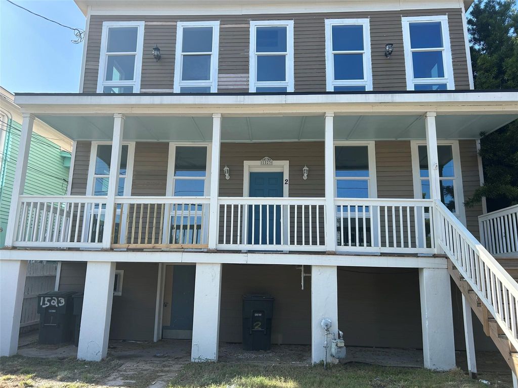 1523 21st Street 4, Galveston, TX 77550