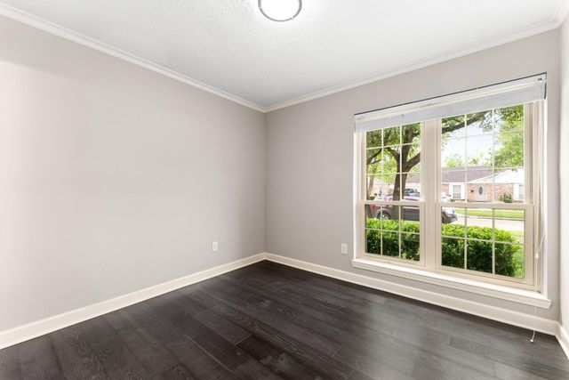 12219 Wessex Drive, Houston, TX 77089