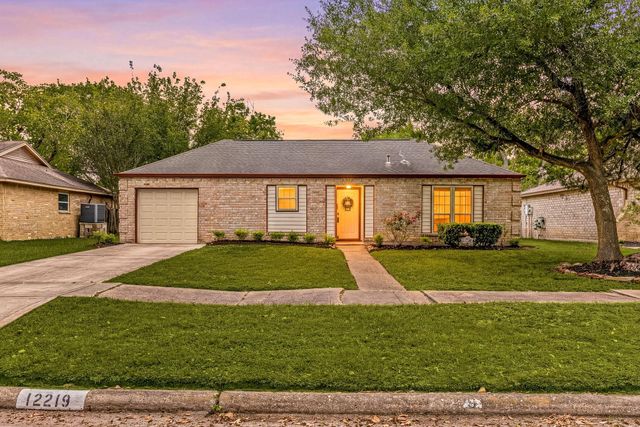12219 Wessex Drive, Houston, TX 77089