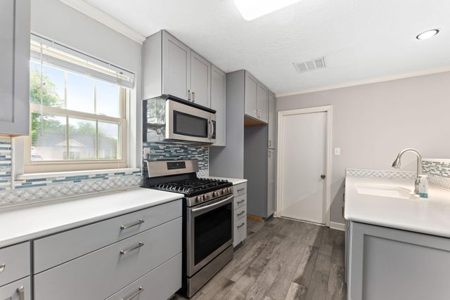 12219 Wessex Drive, Houston, TX 77089