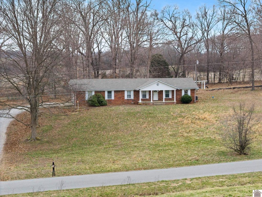 2316 Bush Road, Cadiz, KY 42211