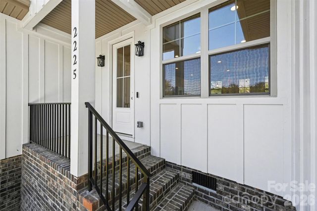 2225 Irma Street, Charlotte, NC 28216