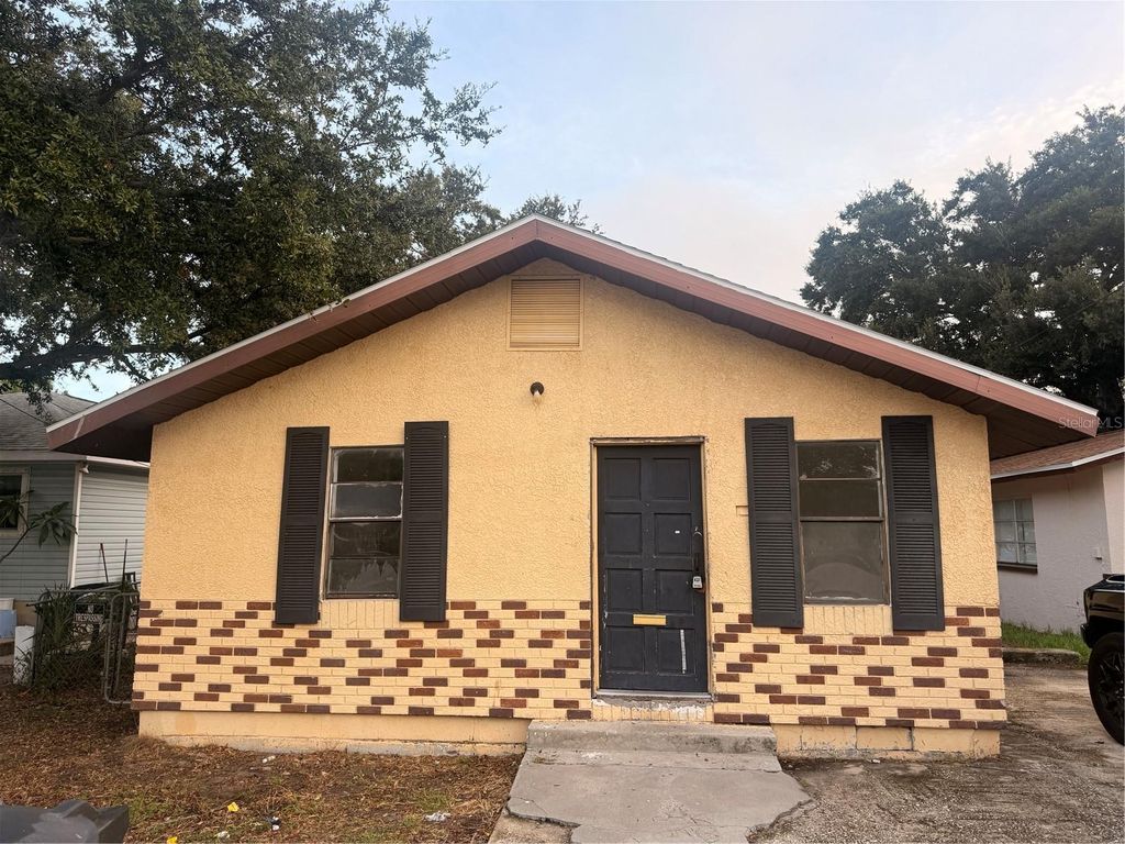 1110 CARLTON STREET, Clearwater, FL 33755