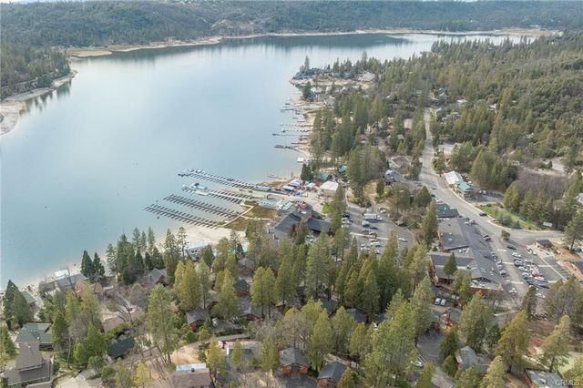 39173 Ski Slope, Bass Lake, CA 93604