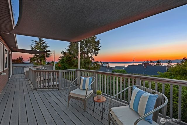 4123 55th Avenue SW, Seattle, WA 98116