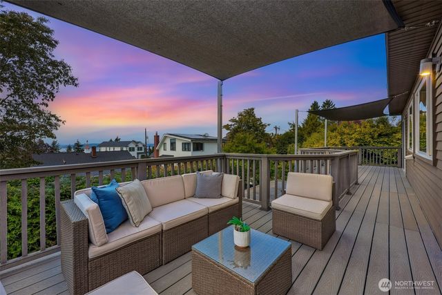 4123 55th Avenue SW, Seattle, WA 98116