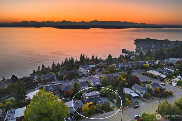 4123 55th Avenue SW, Seattle, WA 98116