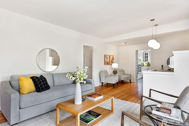 4123 55th Avenue SW, Seattle, WA 98116