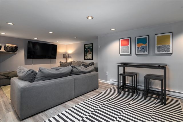 216 Vancouver Avenue, Warwick, RI 02886