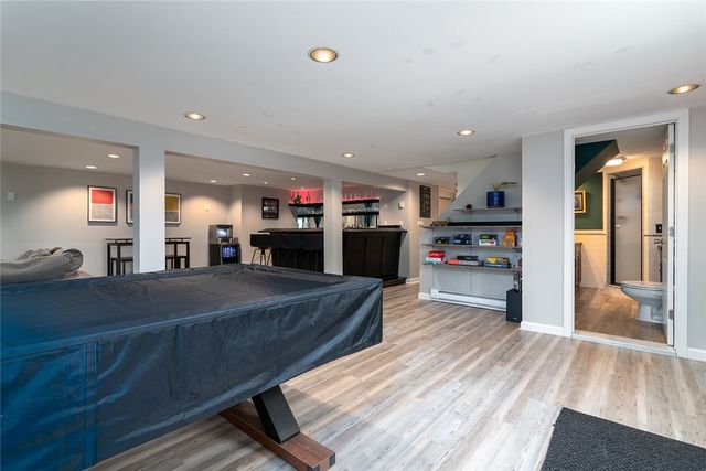 216 Vancouver Avenue, Warwick, RI 02886