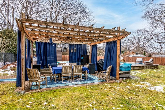 216 Vancouver Avenue, Warwick, RI 02886