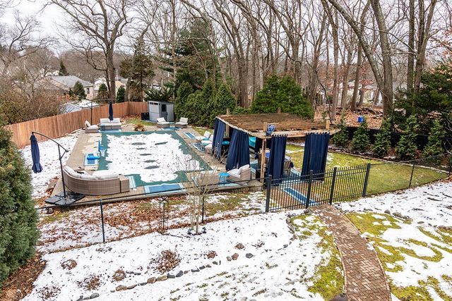 216 Vancouver Avenue, Warwick, RI 02886