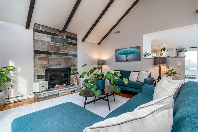 216 Vancouver Avenue, Warwick, RI 02886